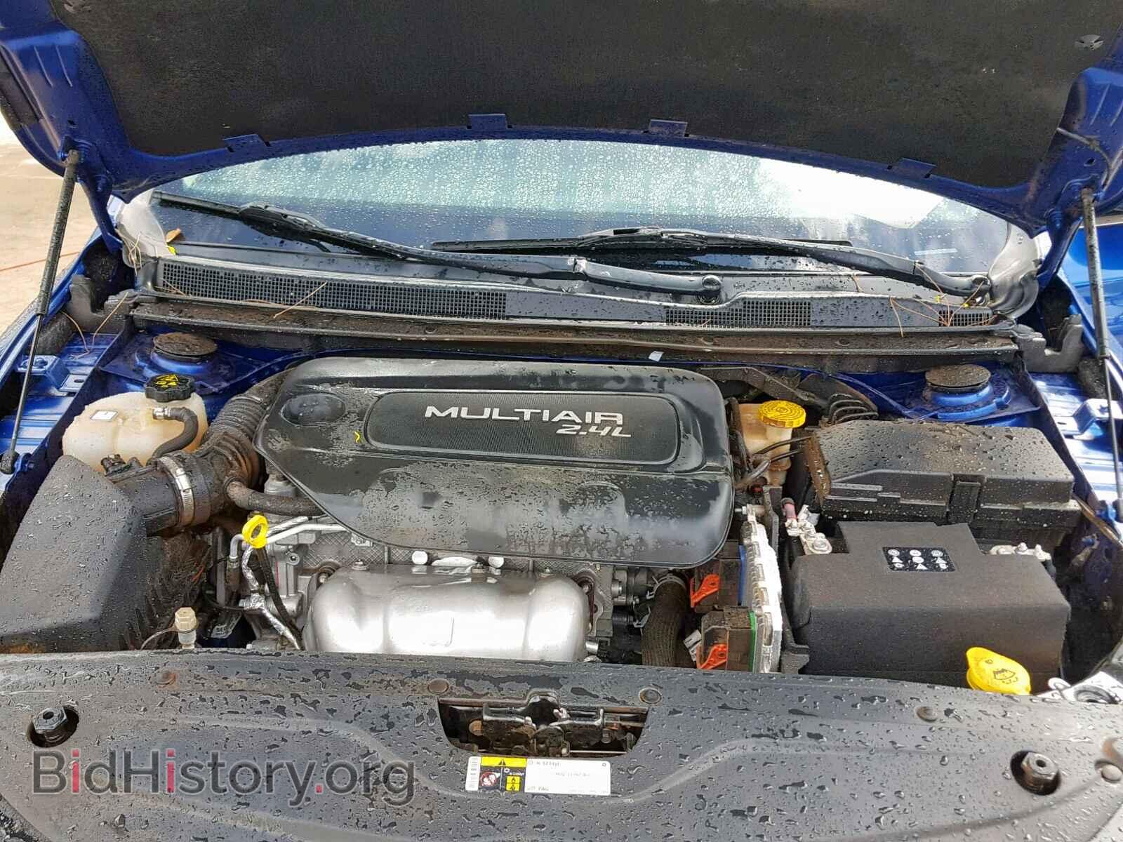 2016 CHRYSLER 200 - VIN: 1C3CCCAB8GN117932 - Фото 7