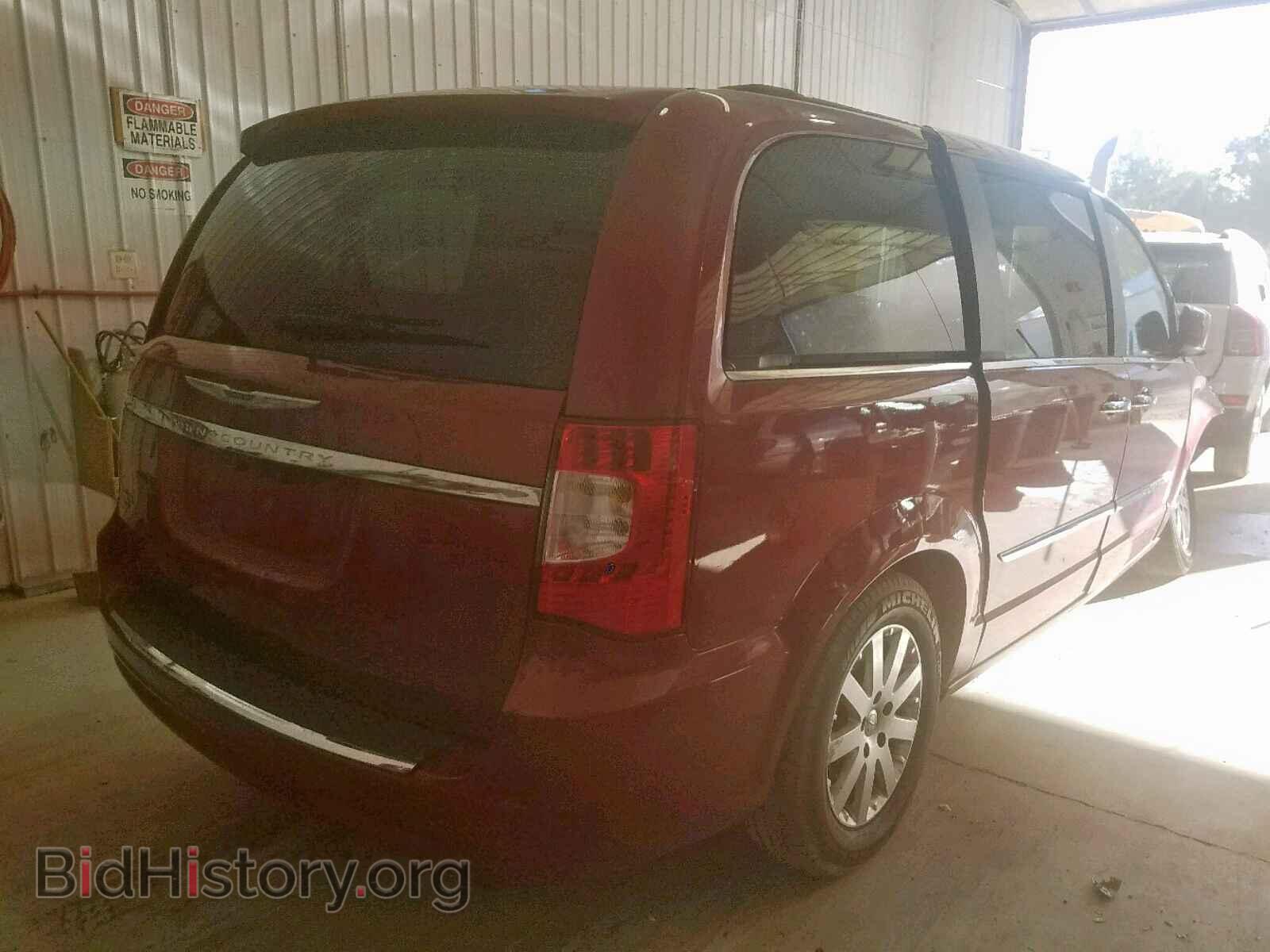 2016 CHRYSLER TOWN & COU - VIN: 2C4RC1BG7GR208830 - Фото 4