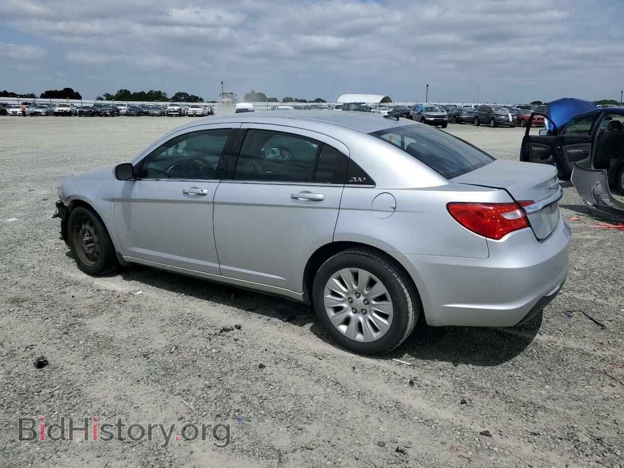 2012 CHRYSLER 200 - VIN: 1C3CCBAB2CN101388 - Фото 2
