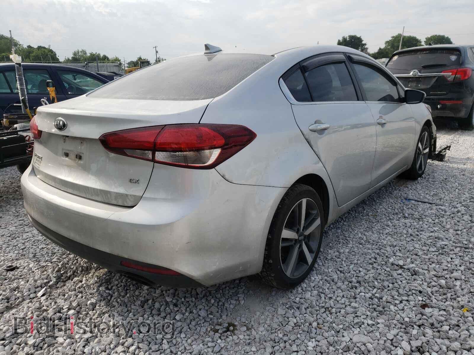 2017 KIA FORTE - VIN: 3KPFL4A87HE005406 - Фото 4