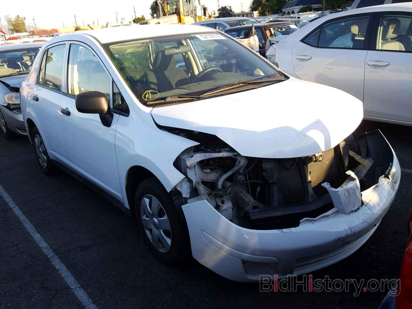 Photo 3N1CC1AP8AL465901 - NISSAN VERSA 2010