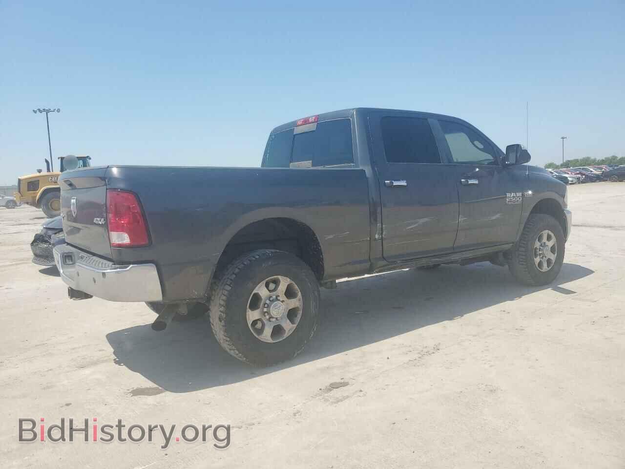 2017 RAM All Models - VIN: 3C6UR5DJ5HG571179 - Фото 3