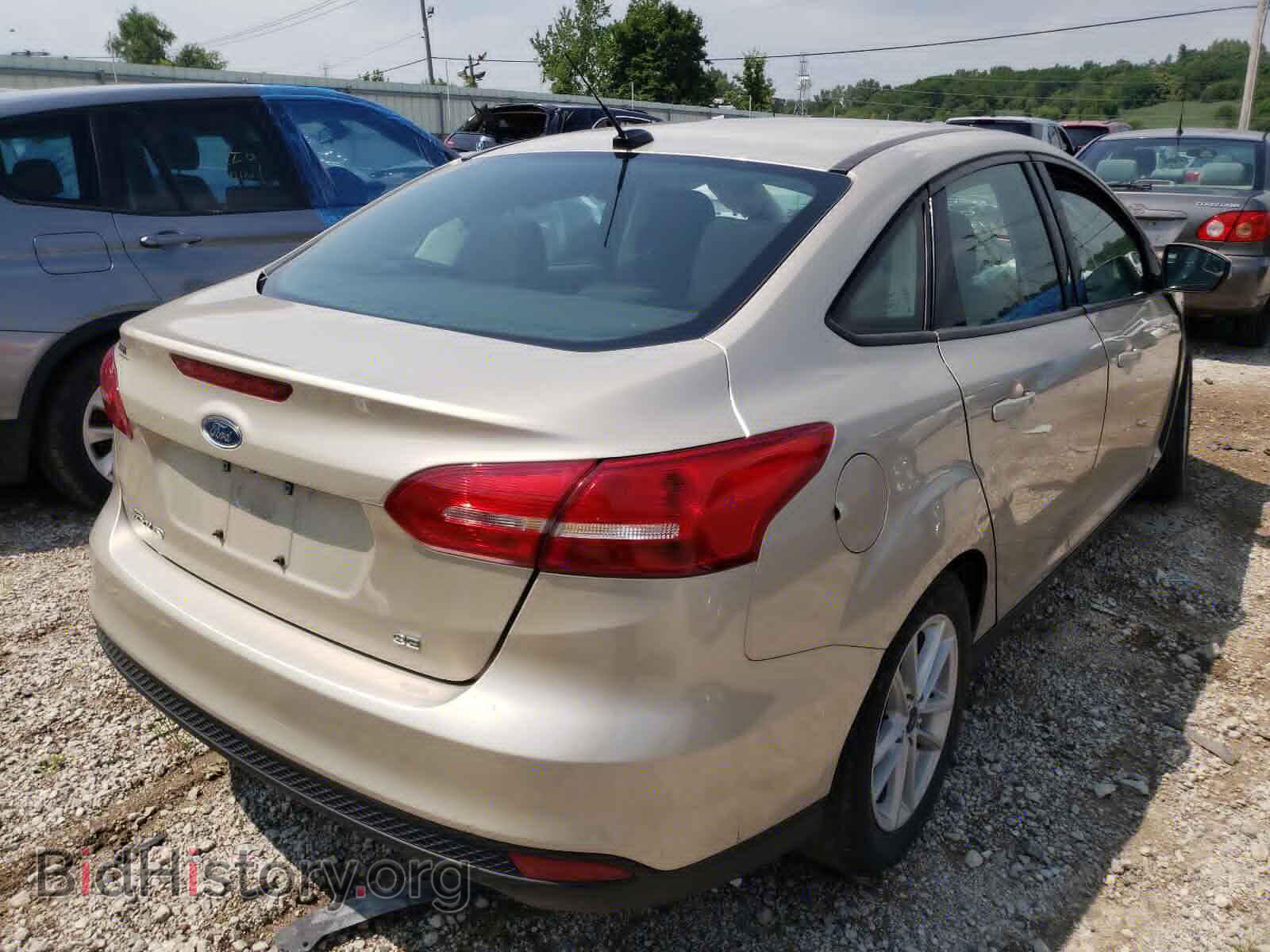 2017 FORD FOCUS - VIN: 1FADP3F25HL228776 - Photo 4
