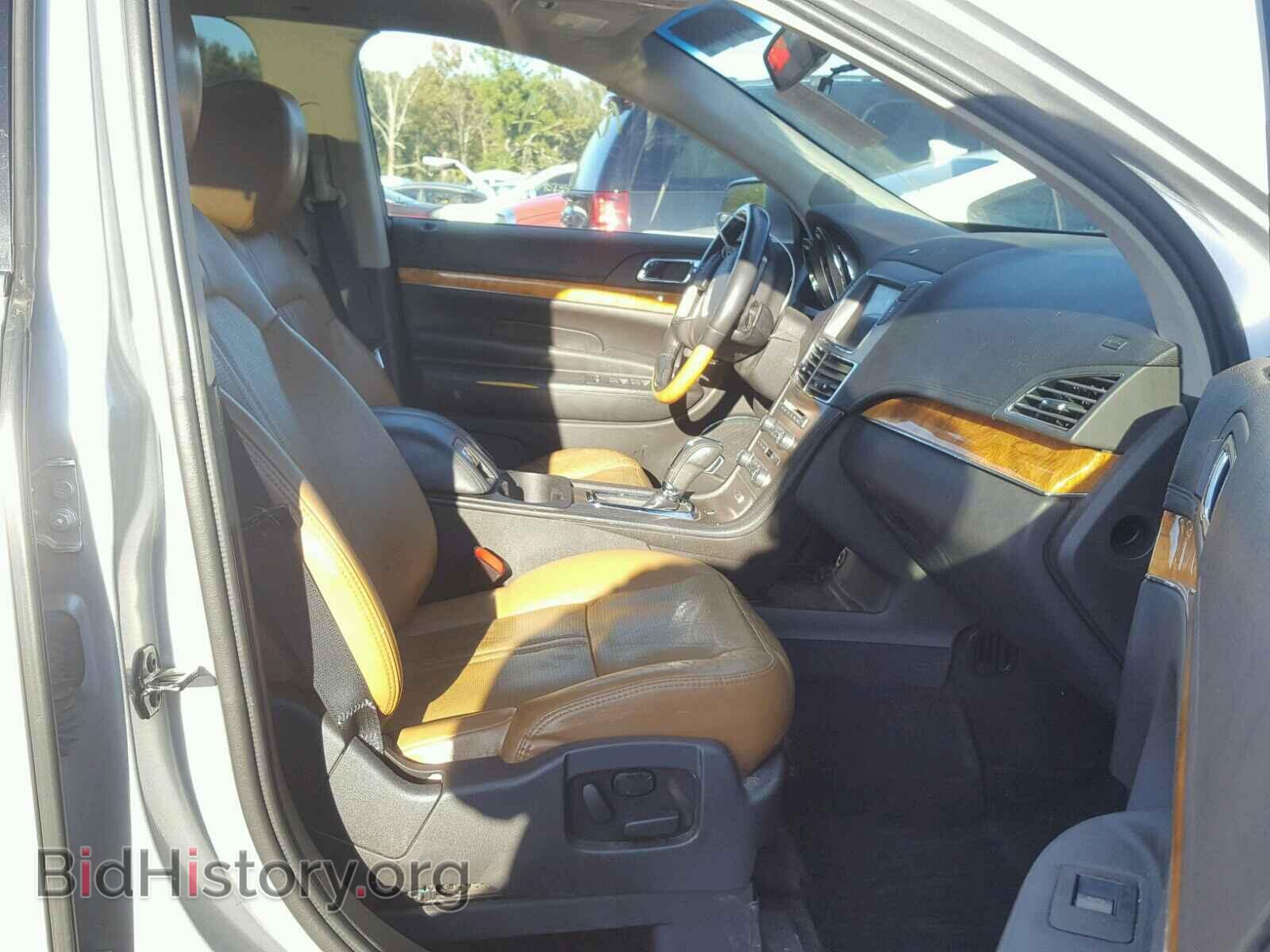 2011 LINCOLN MKT - VIN: 2LMHJ5AT4BBJ50751 - Фото 5
