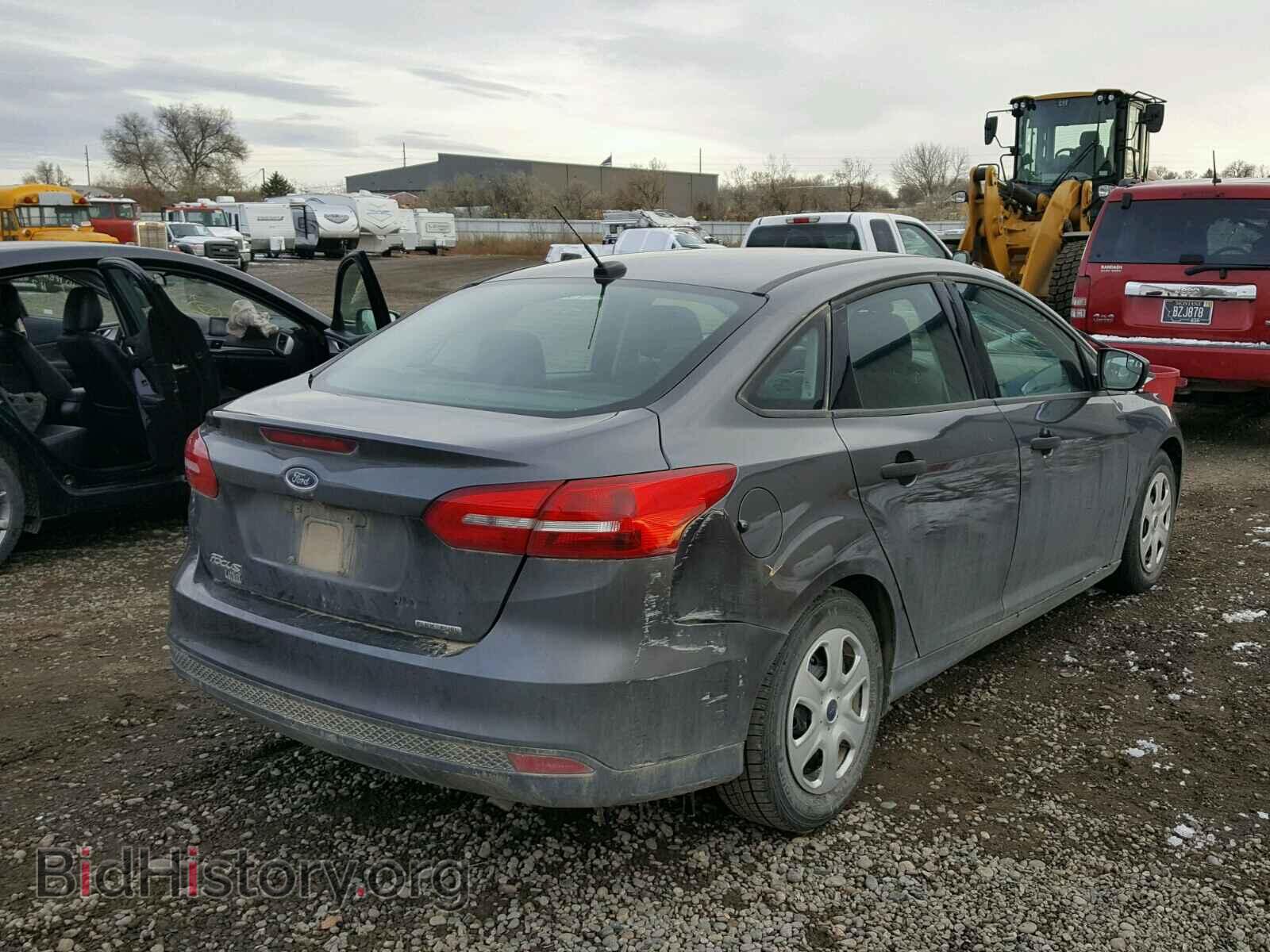 2016 FORD FOCUS - VIN: 1FADP3E23GL374612 - Photo 4
