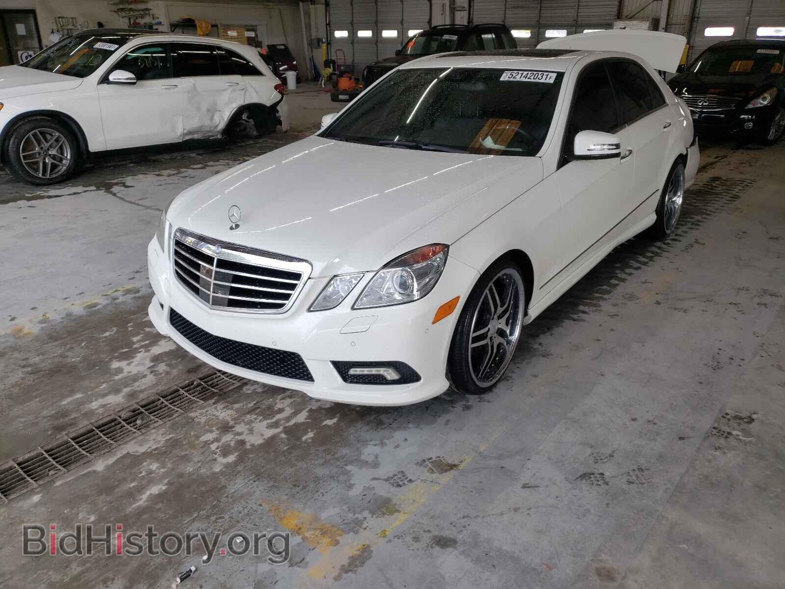 2011 MERCEDES-BENZ E-CLASS - VIN: WDDHF5GB1BA324163 - Фото 2