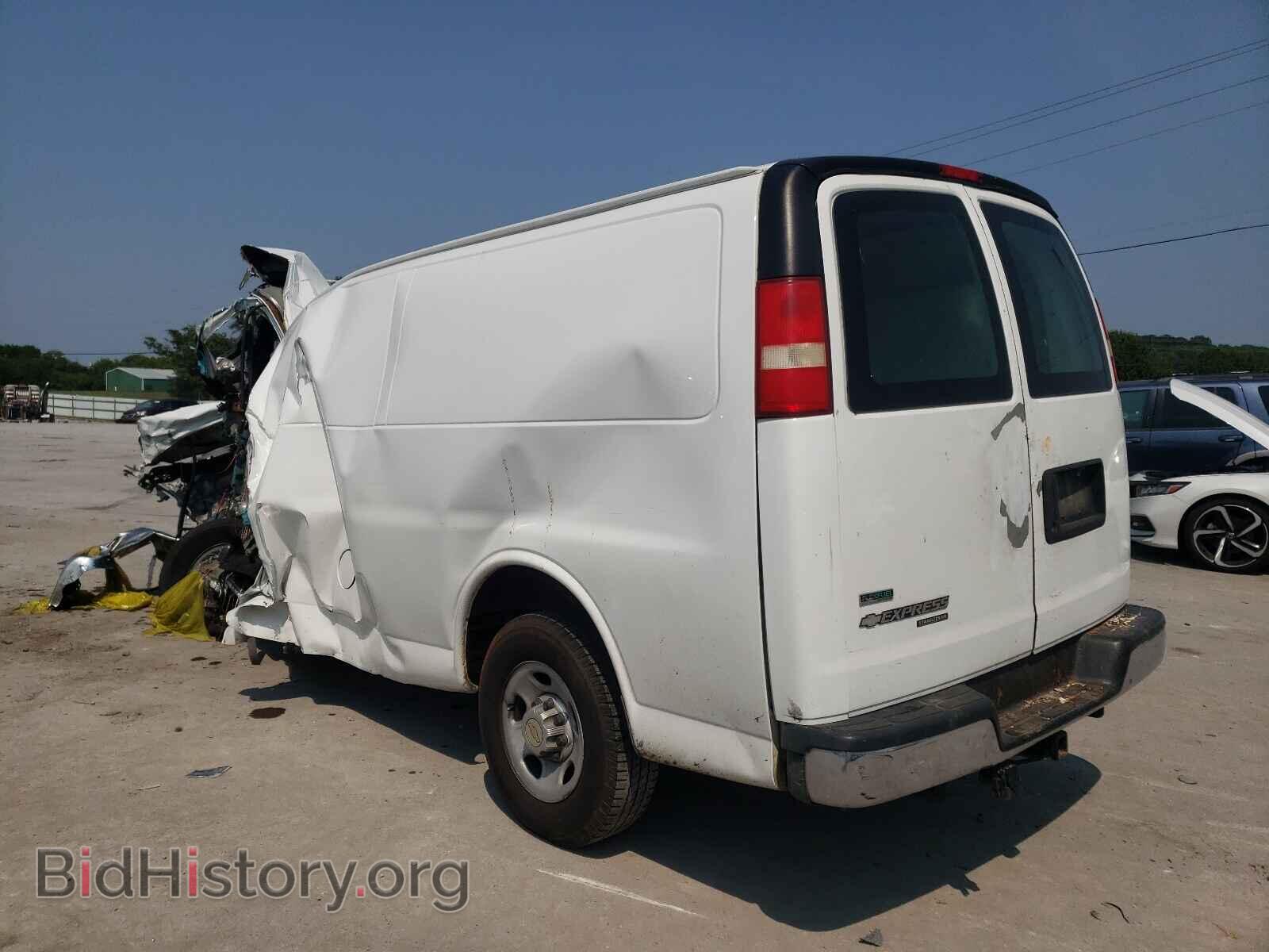 2011 CHEVROLET EXPRESS - VIN: 1GCWGGCG4B1155834 - Фото 3