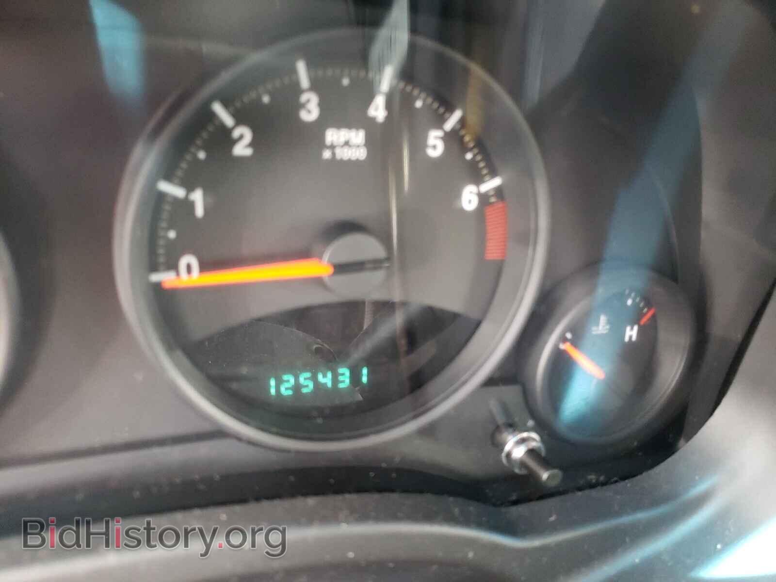 2012 JEEP COMPASS - VIN: 1C4NJDBB4CD675503 - Photo 8