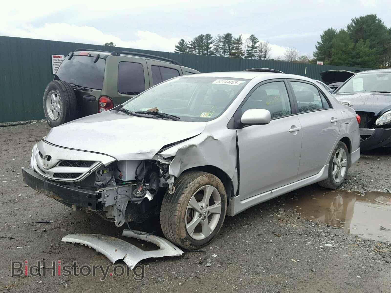 2011 TOYOTA COROLLA BA - VIN: 2T1BU4EEXBC596168 - Фото 2