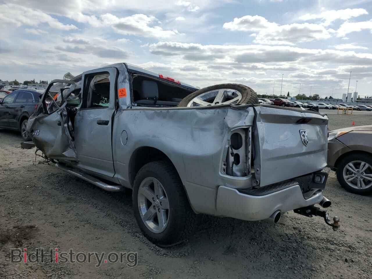 2017 RAM 1500 - VIN: 3C6RR7KTXHG735595 - Фото 2