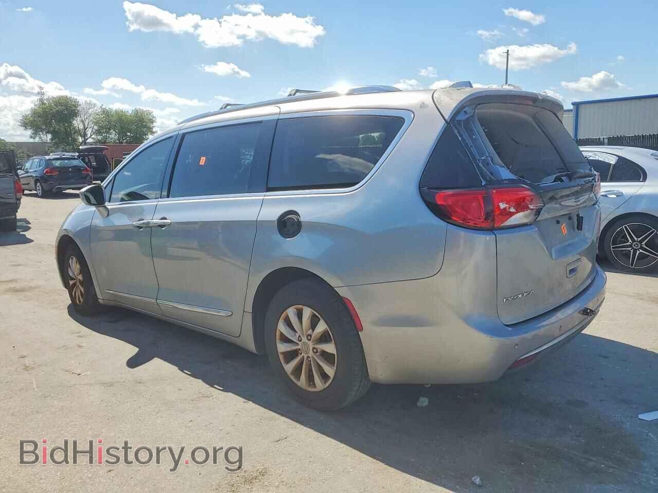 2019 CHRYSLER PACIFICA - VIN: 2C4RC1BG2KR548170 - Photo 2