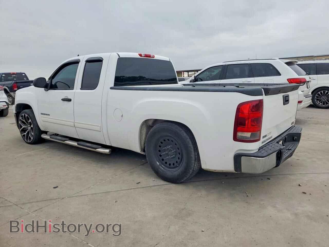 2011 GMC SIERRA - VIN: 1GTR1UEA9BZ163936 - Фото 2