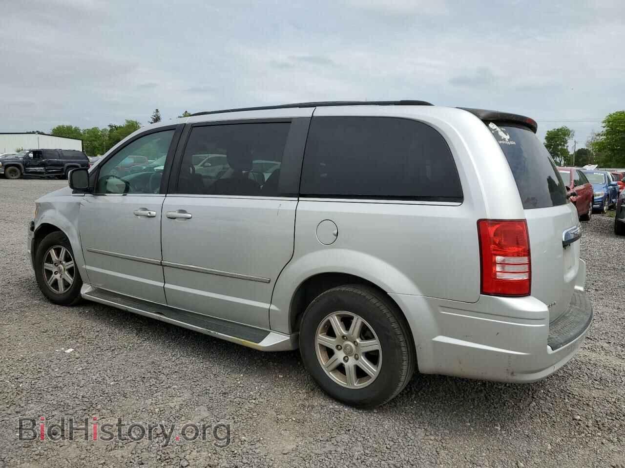 2010 CHRYSLER MINIVAN - VIN: 2A4RR5D19AR187723 - Фото 2