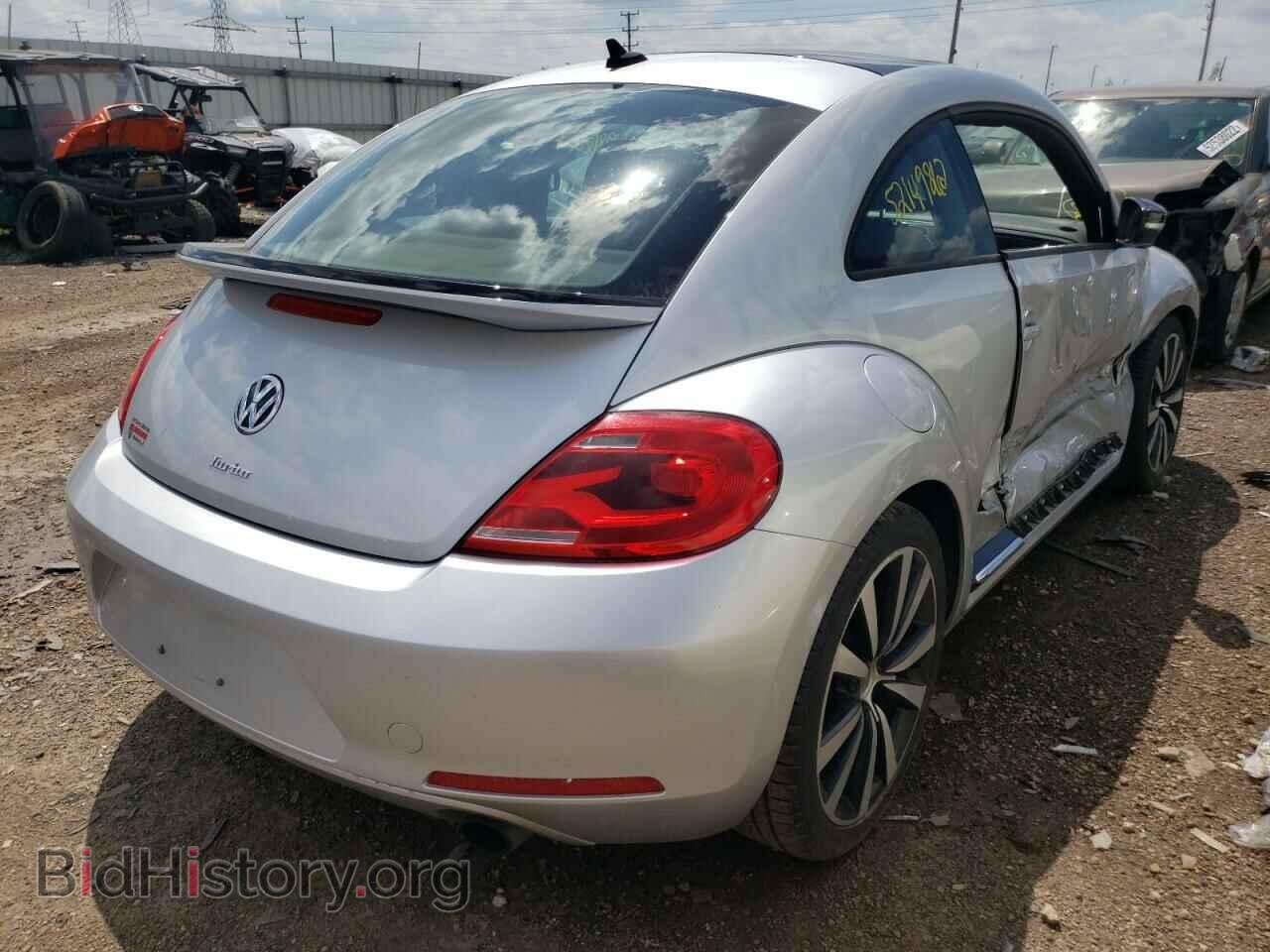 2013 VOLKSWAGEN BEETLE - VIN: 3VWVA7AT0DM611277 - Фото 4