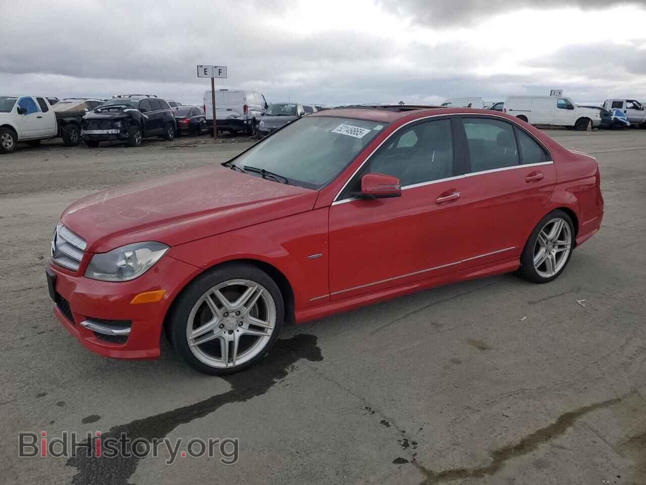Photo WDDGF4HB9CA614169 - MERCEDES-BENZ C-CLASS 2012