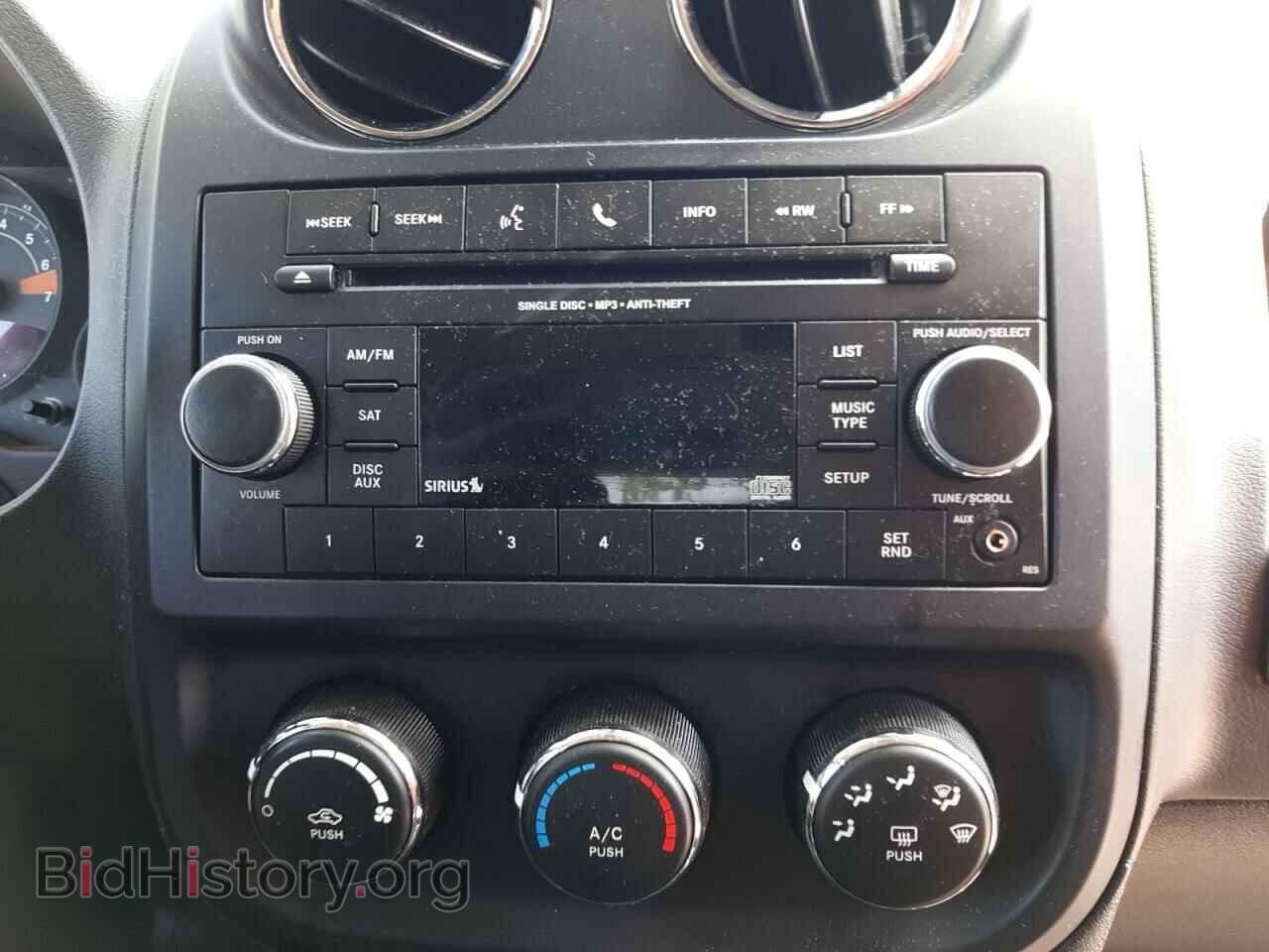 2016 JEEP COMPASS - VIN: 1C4NJDBB8GD684940 - Фото 9
