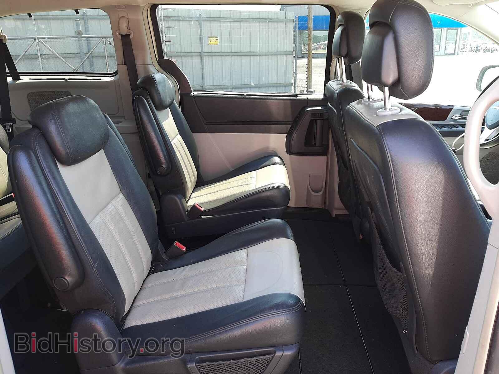 2010 CHRYSLER MINIVAN - VIN: 2A4RR8DX0AR375021 - Фото 6