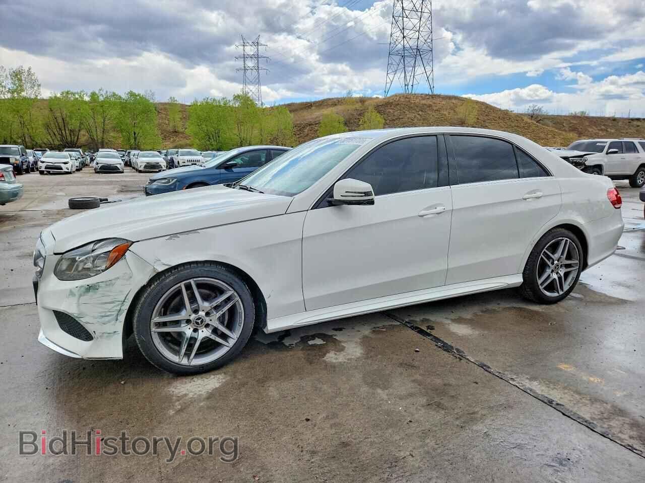 Photo WDDHF8JB2EB012829 - MERCEDES-BENZ E-CLASS 2014