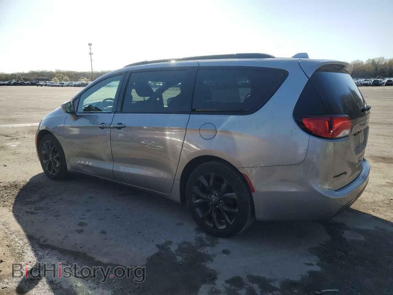 2018 CHRYSLER PACIFICA - VIN: 2C4RC1FG3JR356748 - Фото 2