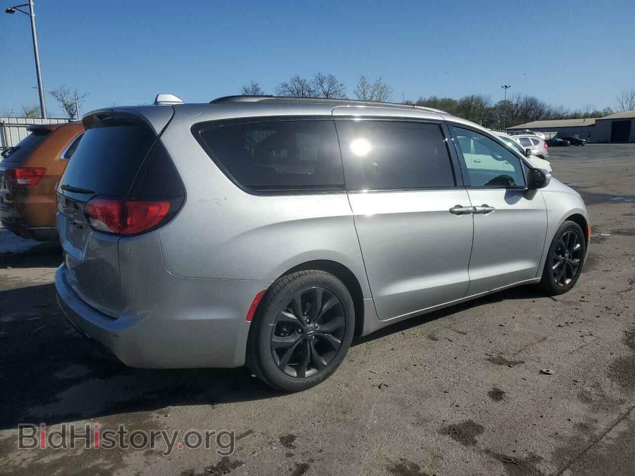 2018 CHRYSLER PACIFICA - VIN: 2C4RC1FG3JR356748 - Фото 3