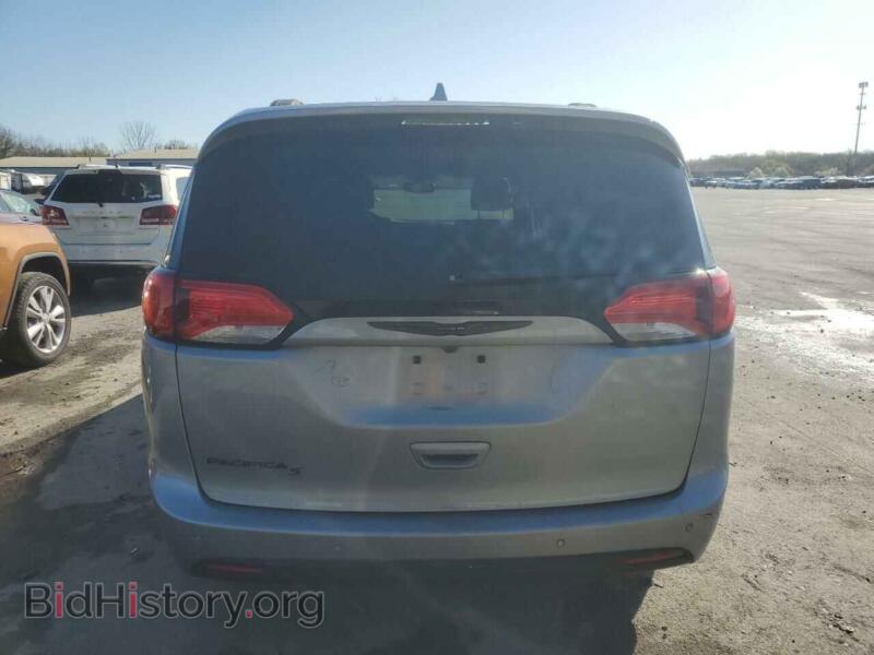 2018 Chrysler PACIFICA (VIN 2C4RC1FG3JR356748) — photo 6 of 14