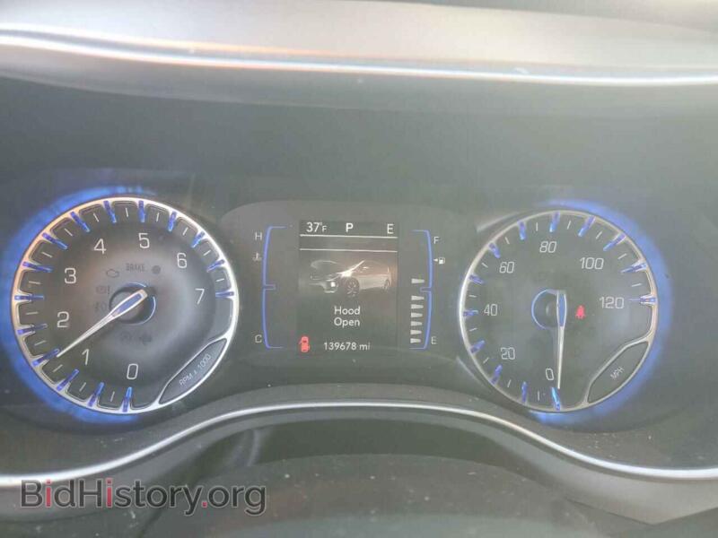 2018 Chrysler PACIFICA (VIN 2C4RC1FG3JR356748) — photo 9 of 14