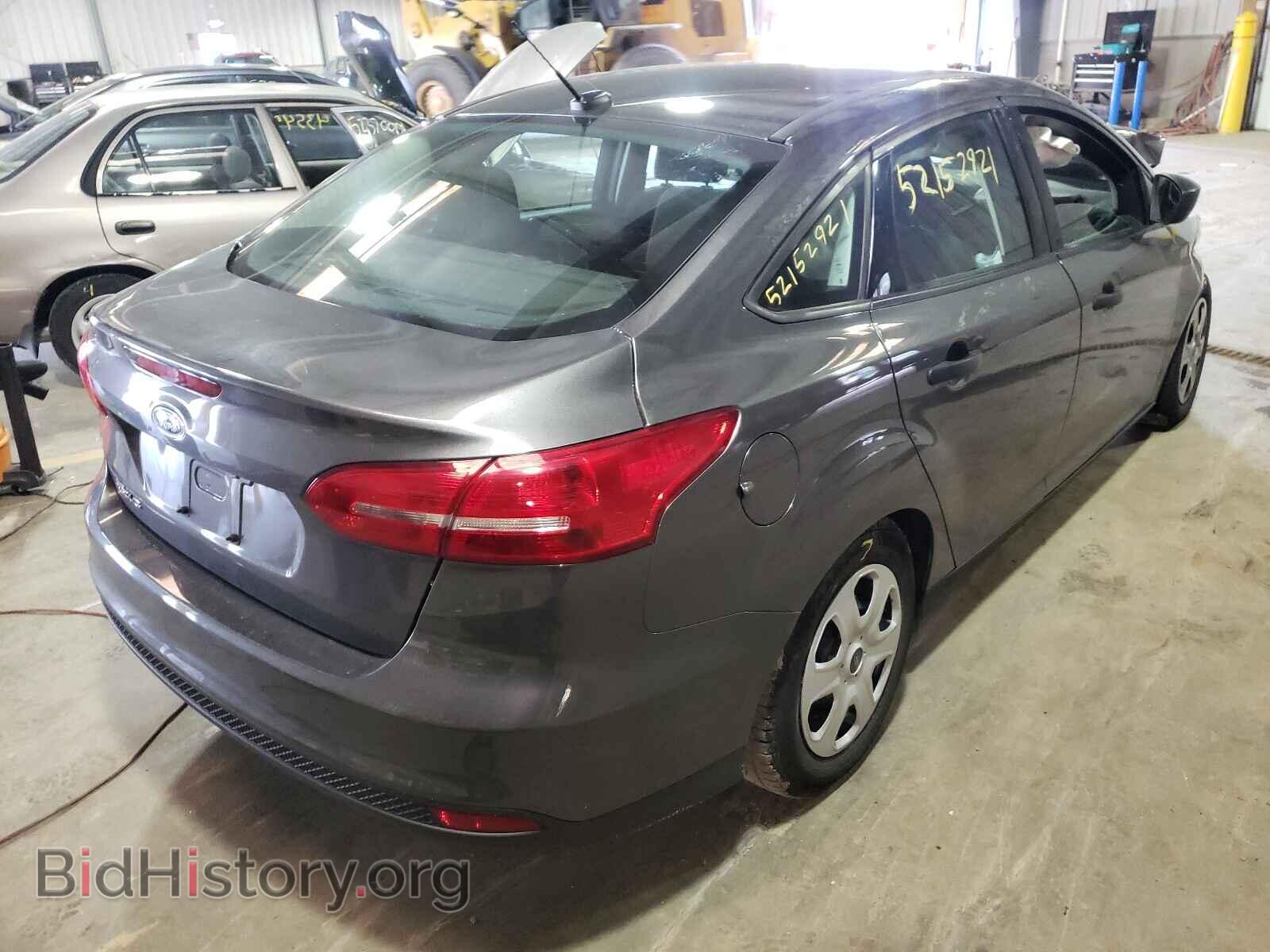 2016 FORD FOCUS - VIN: 1FADP3E20GL226904 - Photo 4