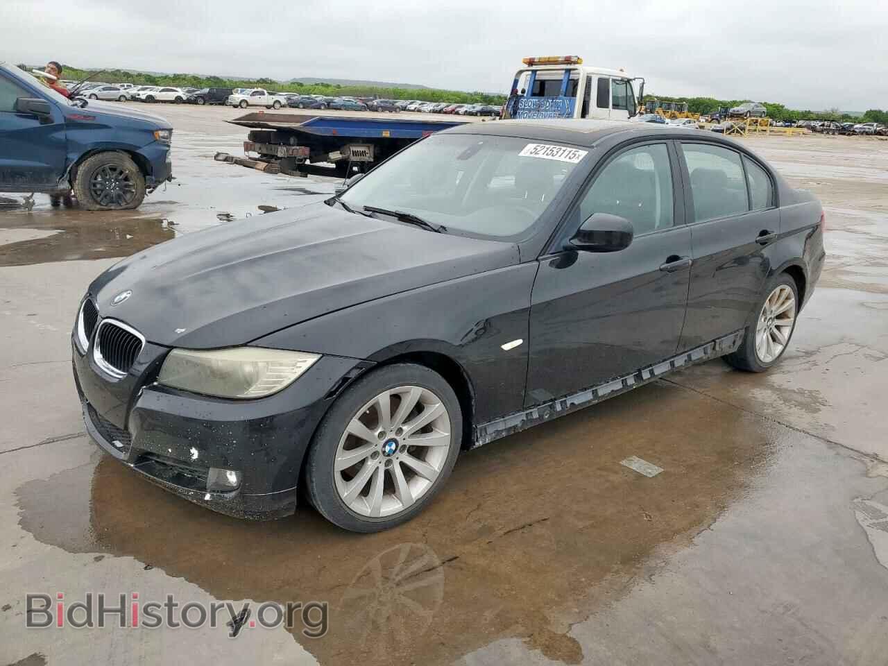 Photo WBAPH7C57BE681445 - BMW 3 SERIES 2011