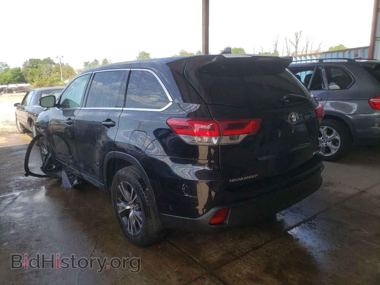 2017 TOYOTA HIGHLANDER - VIN: 5TDBZRFH0HS408751 - Фото 3