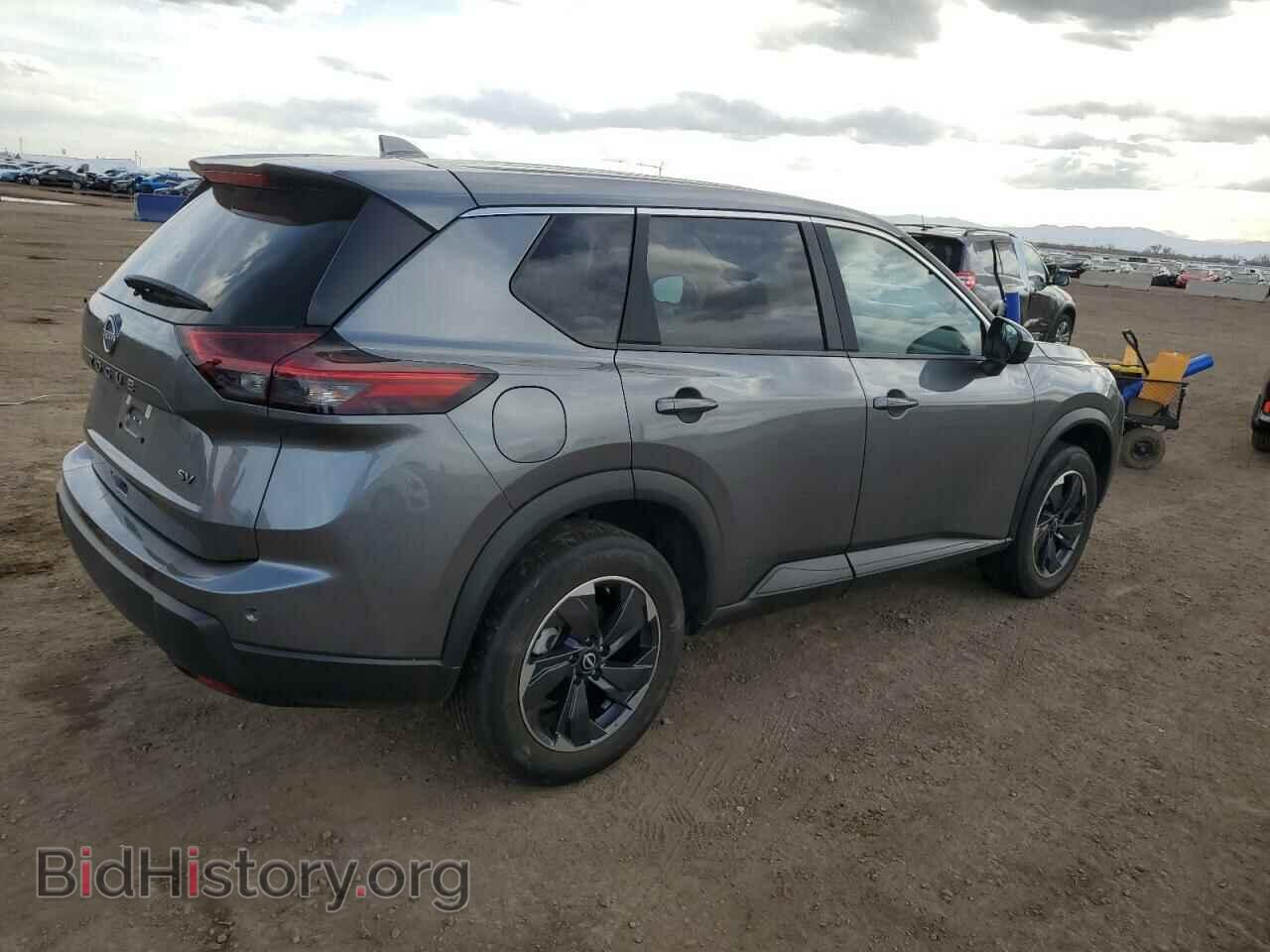 2024 NISSAN ROGUE - VIN: 5N1BT3BA2RC673080 - Фото 3