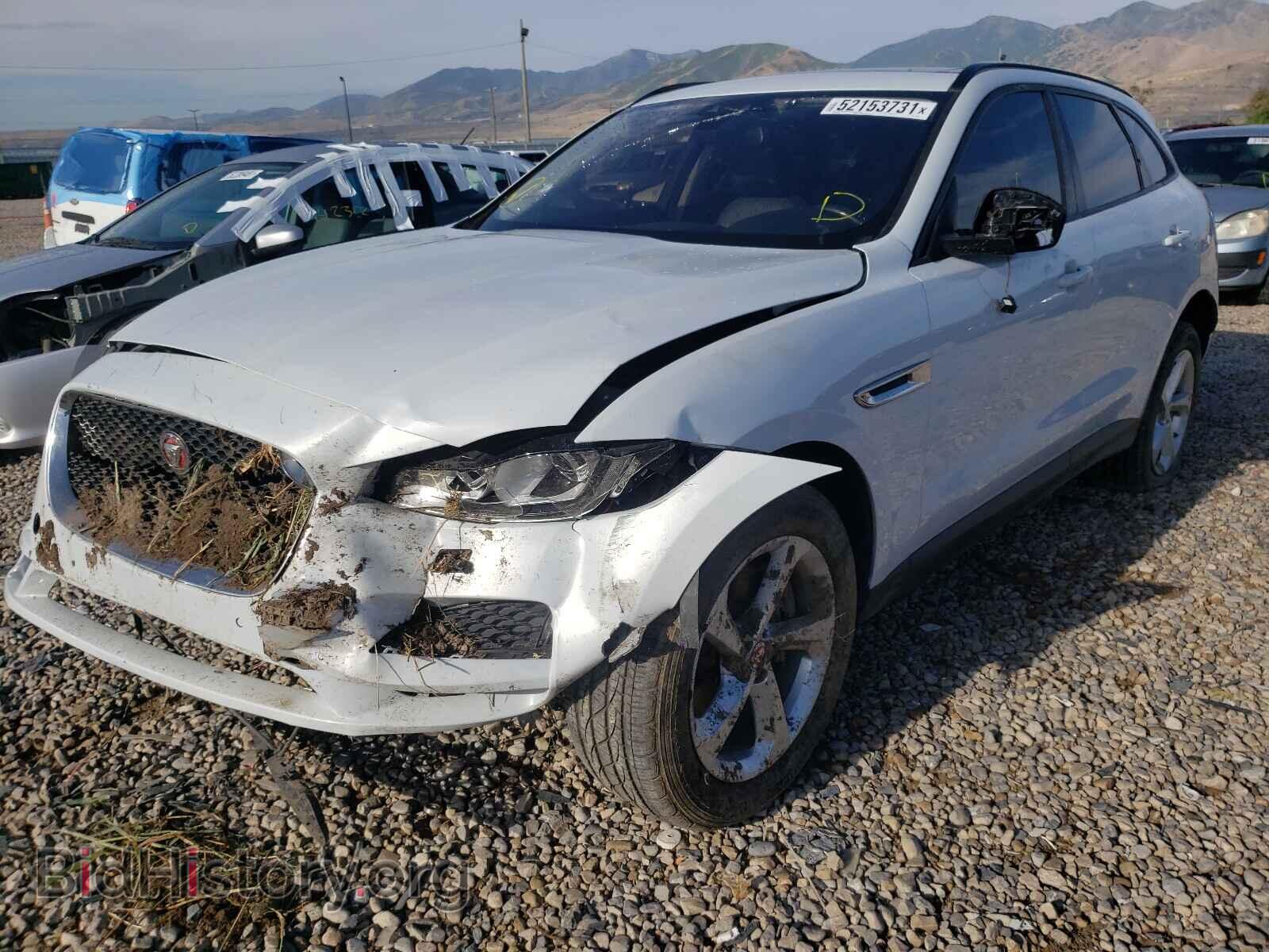 2017 JAGUAR F-PACE - VIN: SADCJ2BV7HA495760 - Фото 2