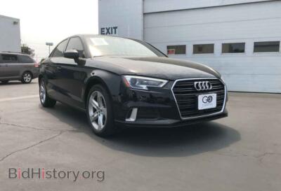 2017 Audi A3 A3 Premium, черный — VIN WAUAUGFF4H1044146, Copart