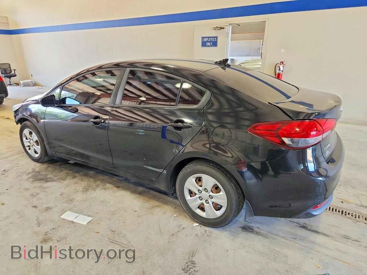2017 KIA FORTE - VIN: 3KPFK4A72HE129495 - Фото 2