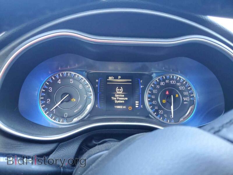 2016 Chrysler 200 (VIN 1C3CCCFB6GN191052) — фото 9 из 14