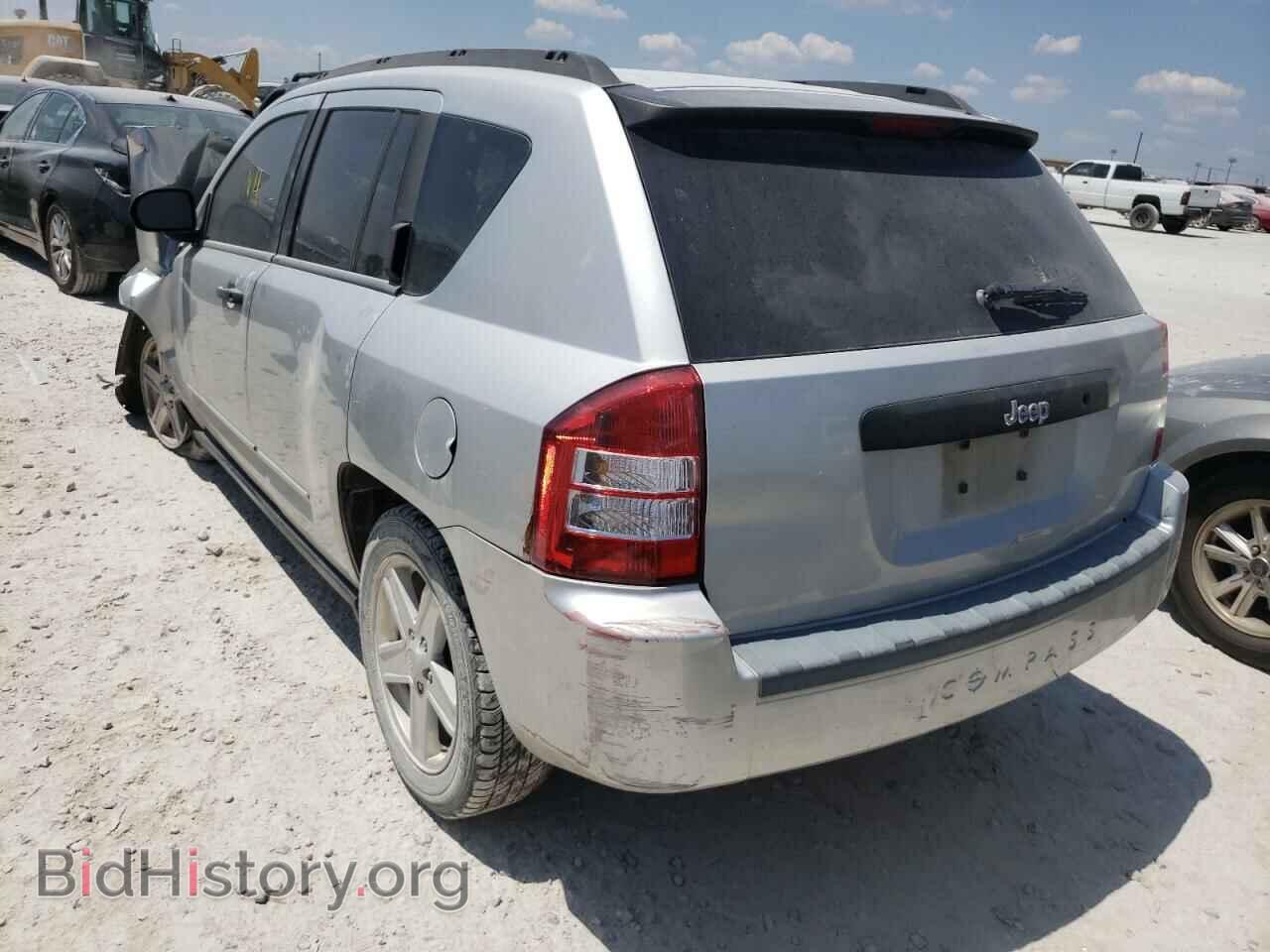 2008 JEEP COMPASS - VIN: 1J8FT47W48D711703 - Photo 3