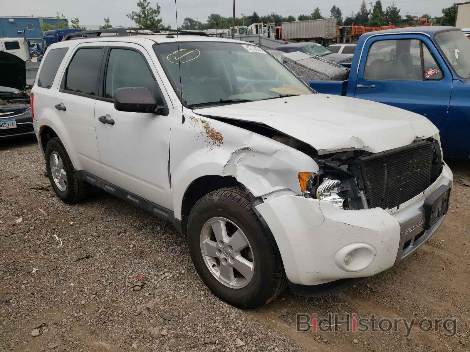 Photo 1FMCU9D71AKD35010 - FORD ESCAPE 2010