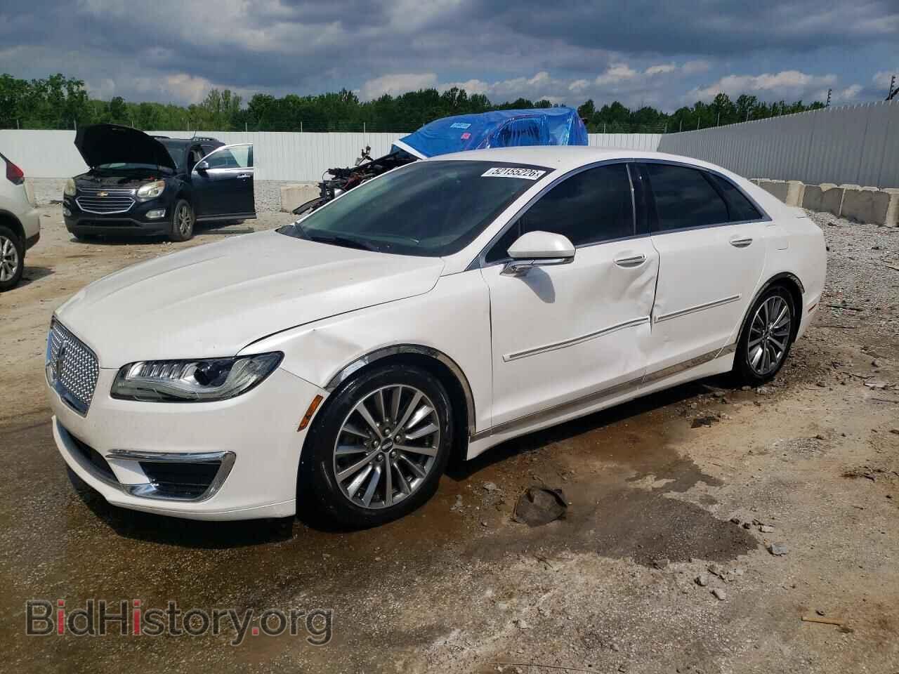 Photo 3LN6L5A95HR614139 - LINCOLN MKZ 2017