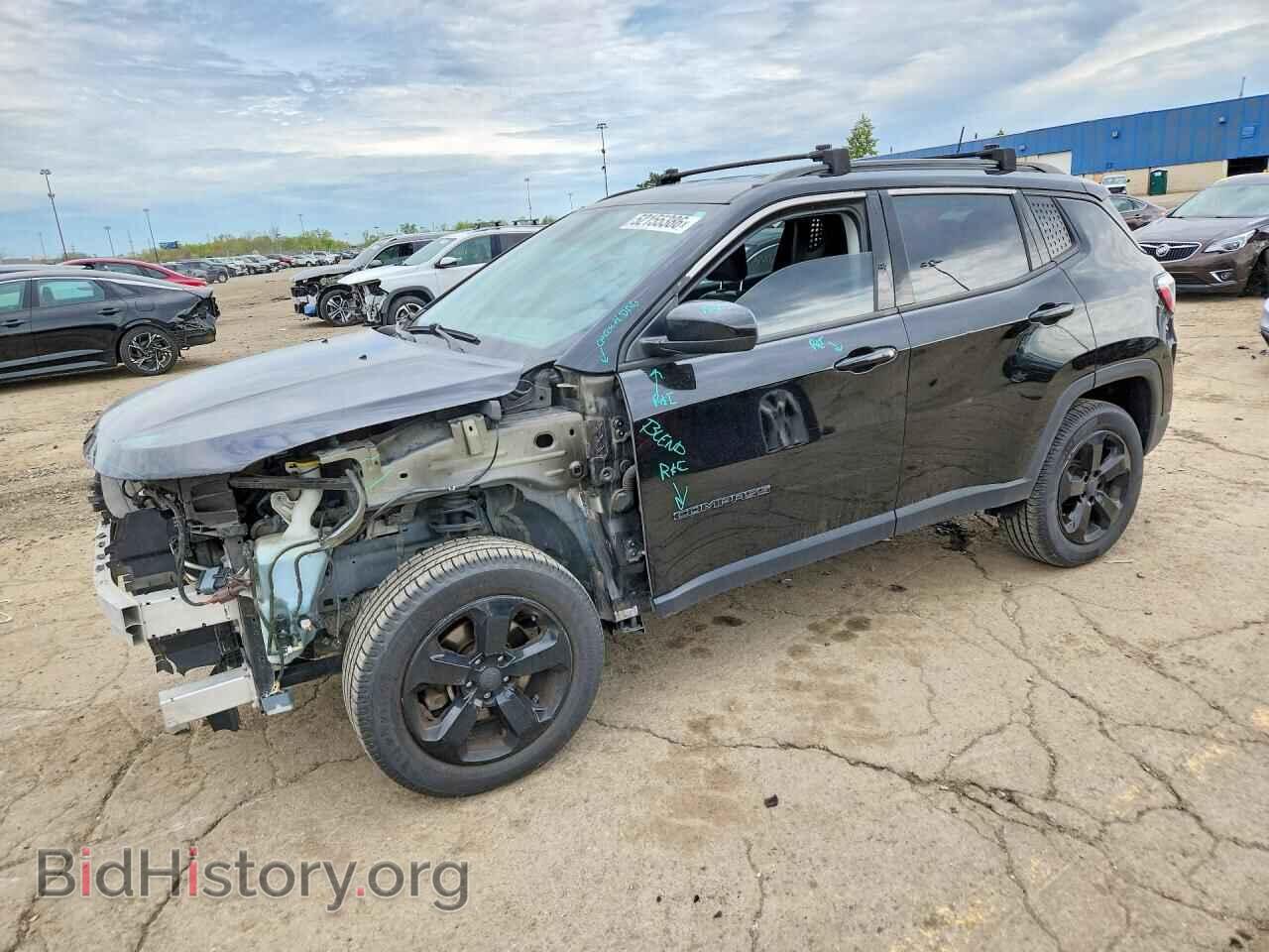 Фотография 3C4NJDBB6JT349886 - JEEP COMPASS 2018