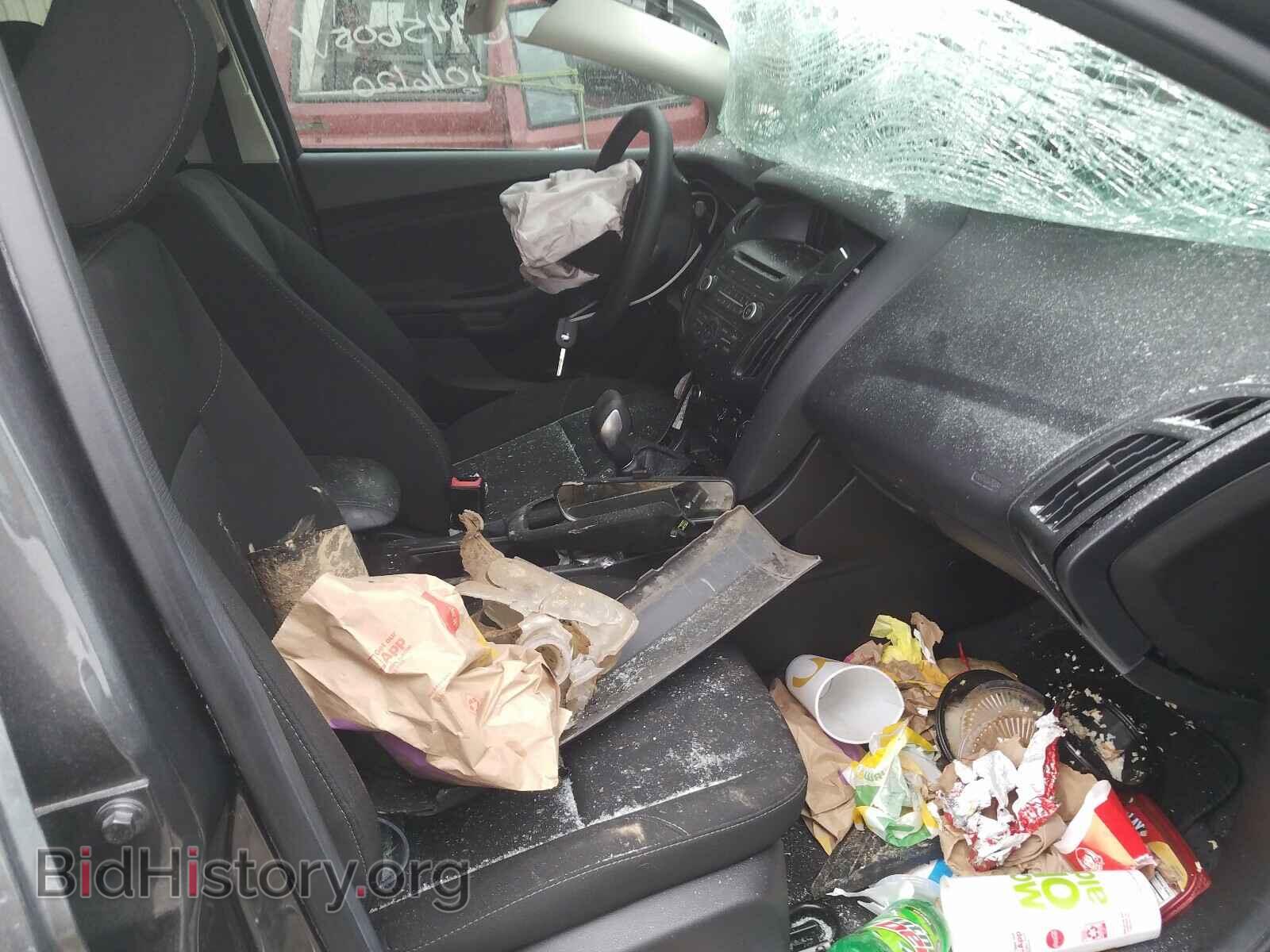 2017 FORD FOCUS - VIN: 1FADP3F2XHL208281 - Photo 5