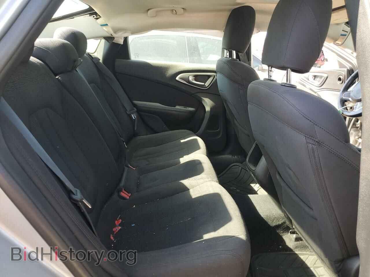 2015 CHRYSLER 200 - VIN: 1C3CCCAB1FN672686 - Фото 10