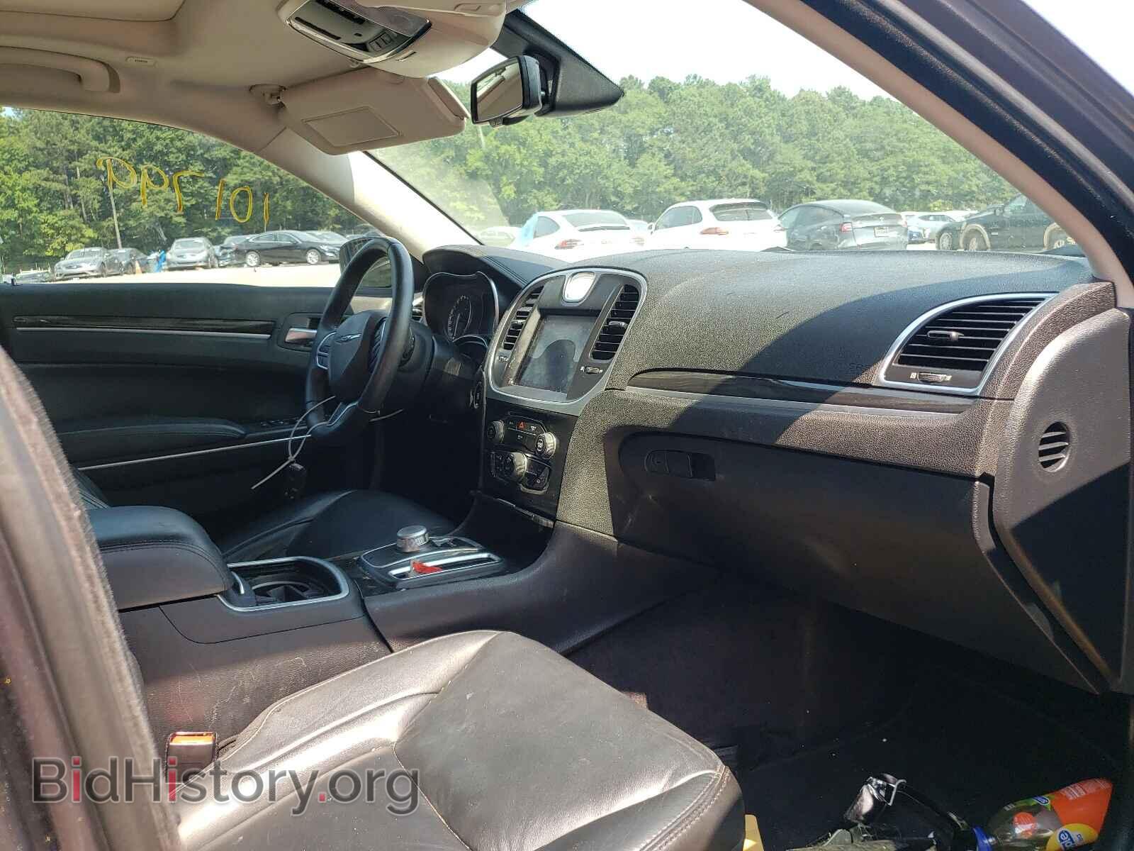 2017 CHRYSLER 300 - VIN: 2C3CCAAGXHH662265 - Фото 5