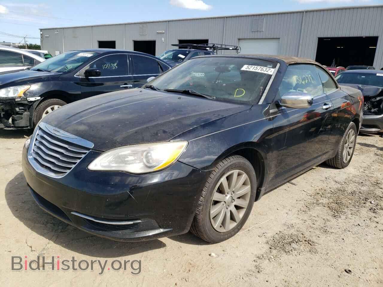 2013 CHRYSLER 200 - VIN: 1C3BCBEB6DN511862 - Photo 2