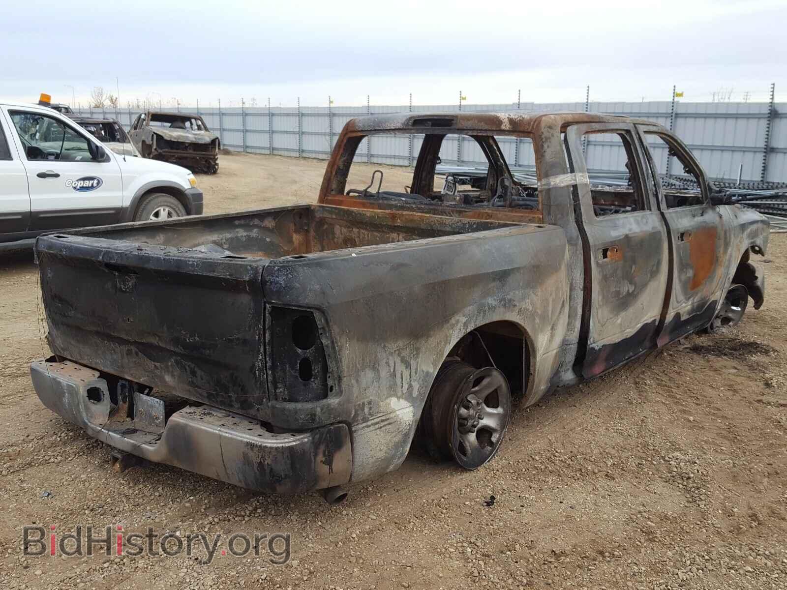 2014 RAM 1500 - VIN: 3C6RR7KT2EG324705 - Photo 4