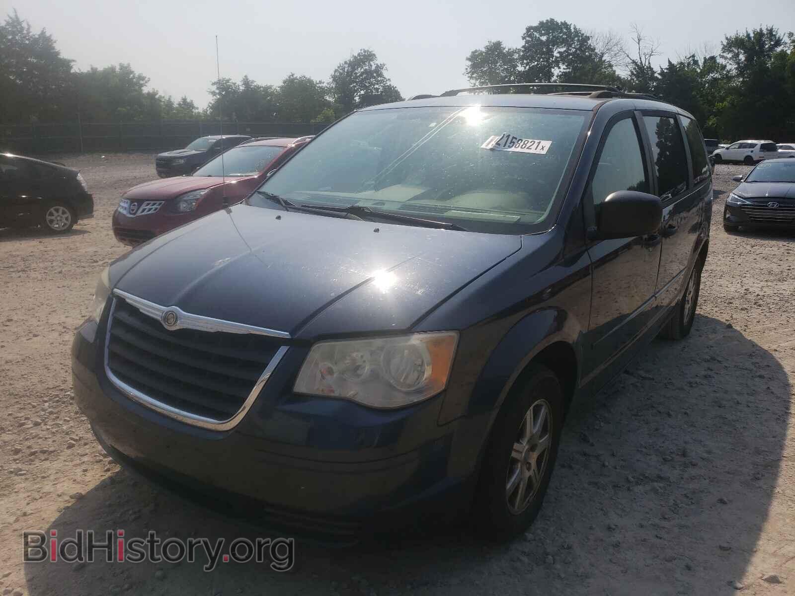 2008 CHRYSLER MINIVAN - VIN: 2A8HR44HX8R600440 - Фото 2