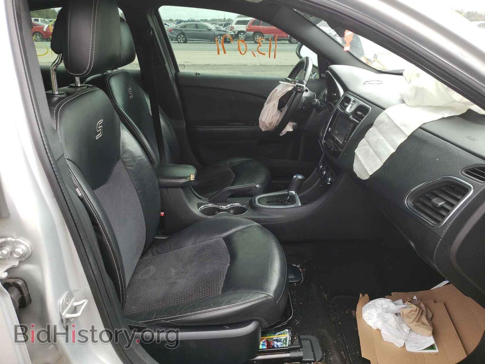 2012 CHRYSLER 200 - VIN: 1C3CCBHG0CN115632 - Фото 5