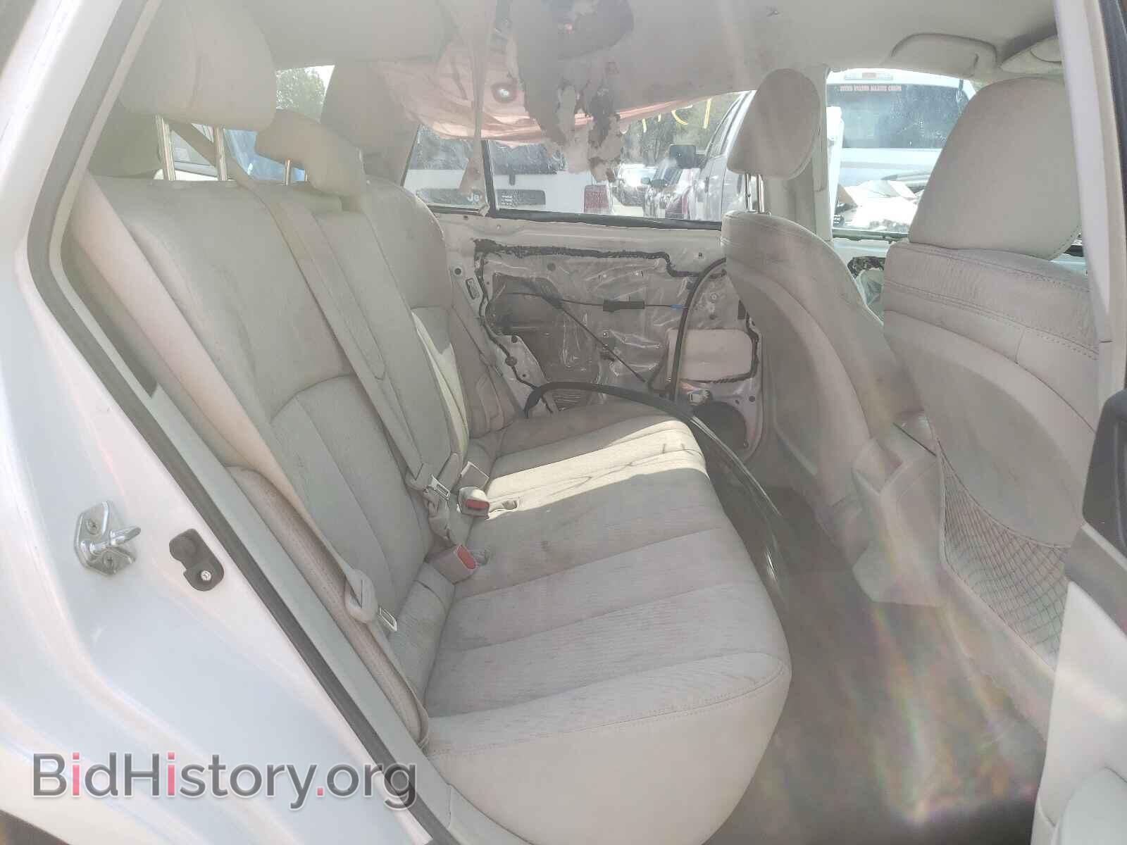 2011 SUBARU OUTBACK - VIN: 4S4BRCCC7B3324999 - Фото 6