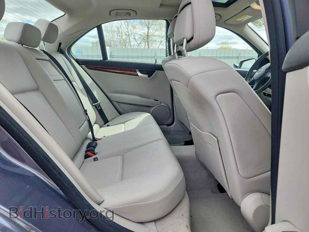 2011 MERCEDES-BENZ C-CLASS - VIN: WDDGF8BB2BR179883 - Фото 10