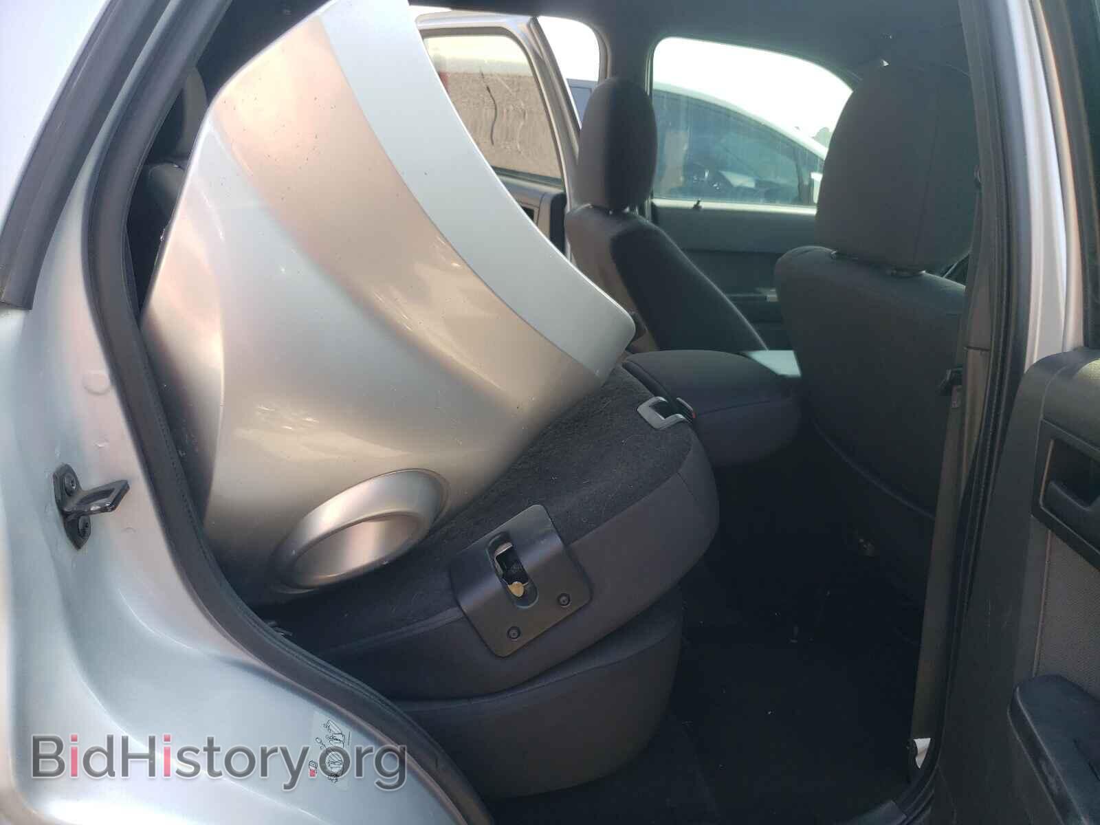 2011 FORD ESCAPE - VIN: 1FMCU0D77BKB36430 - Photo 6