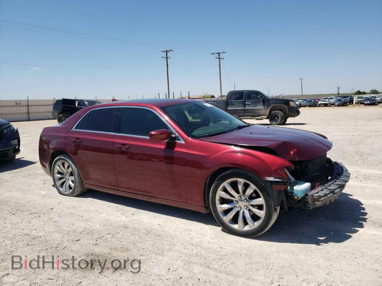 2016 CHRYSLER 300 - VIN: 2C3CCAAG8GH313975 - Фото 4