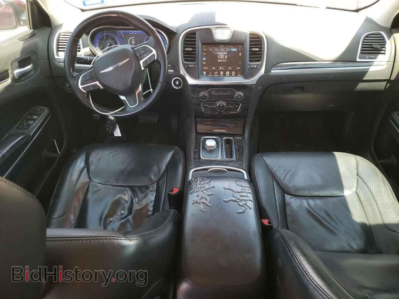 2016 CHRYSLER 300 - VIN: 2C3CCAAG8GH313975 - Фото 8